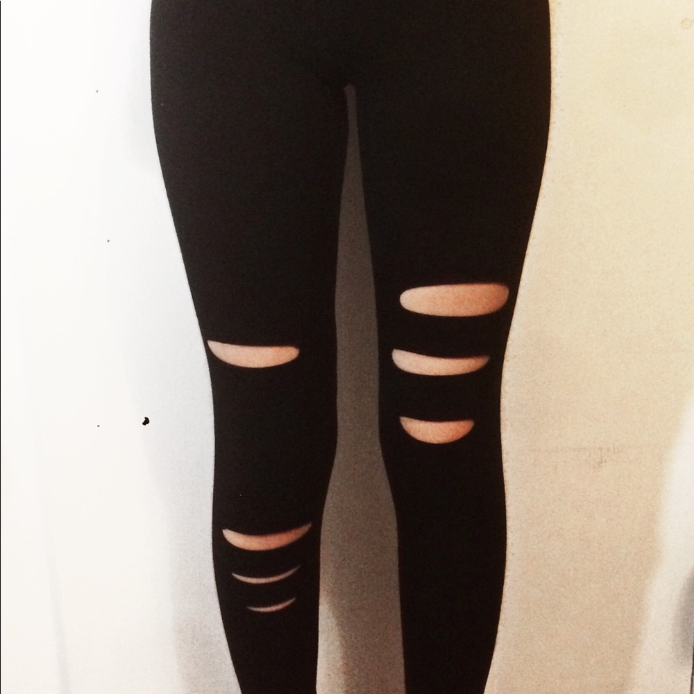 Distressed black leggings